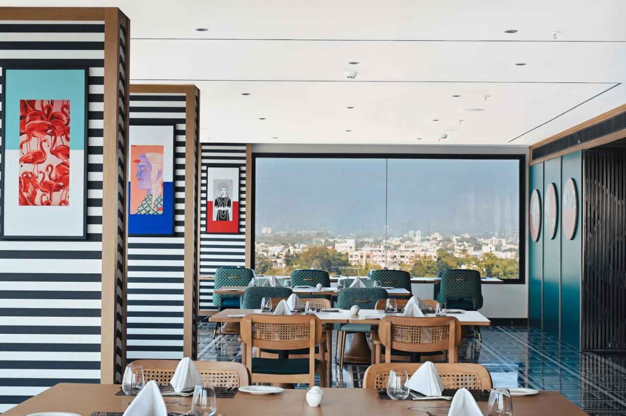 Parallel Hotel Udaipur, A Member Of Radisson Individuals Екстериор снимка