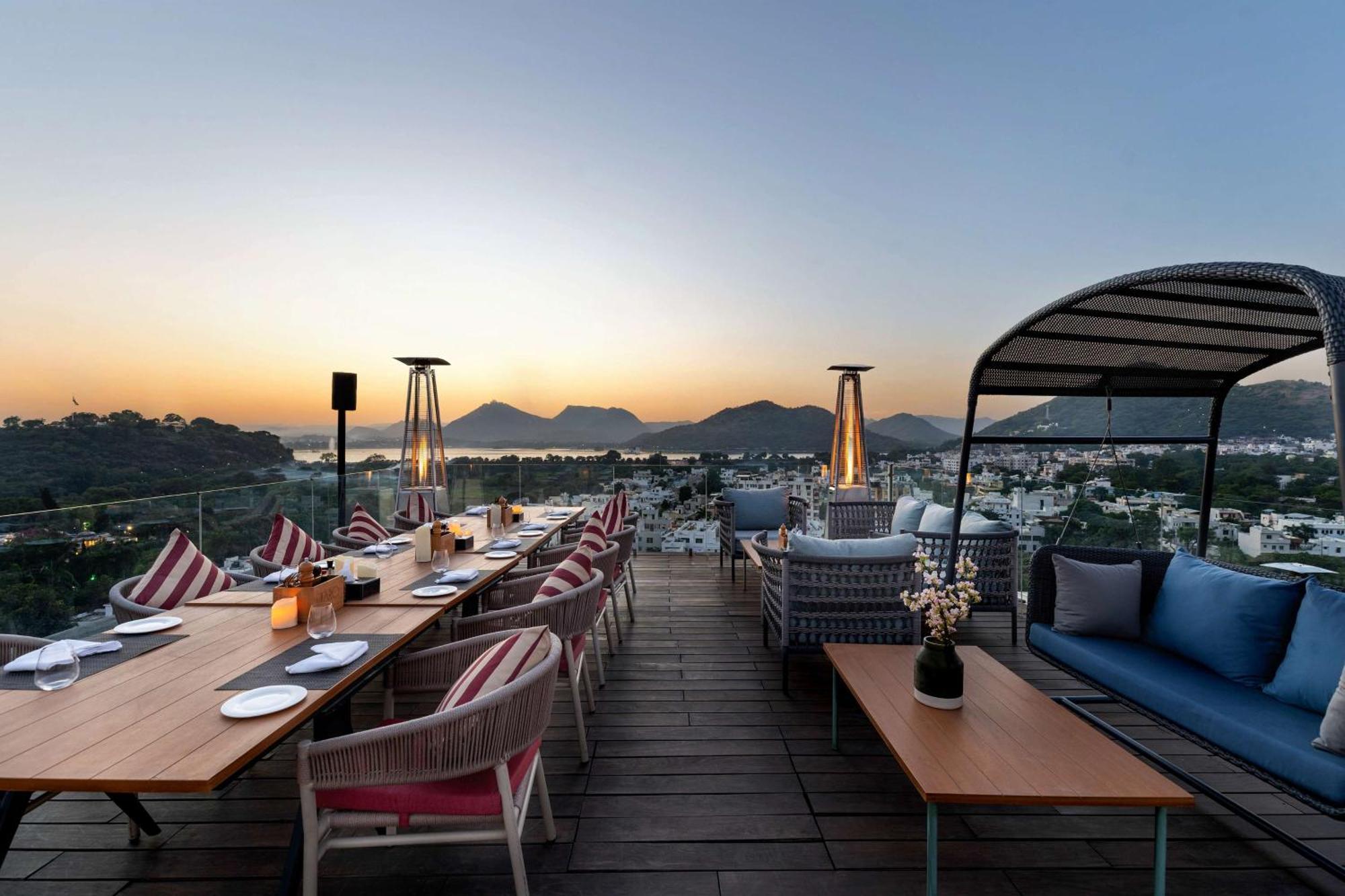 Parallel Hotel Udaipur, A Member Of Radisson Individuals Екстериор снимка