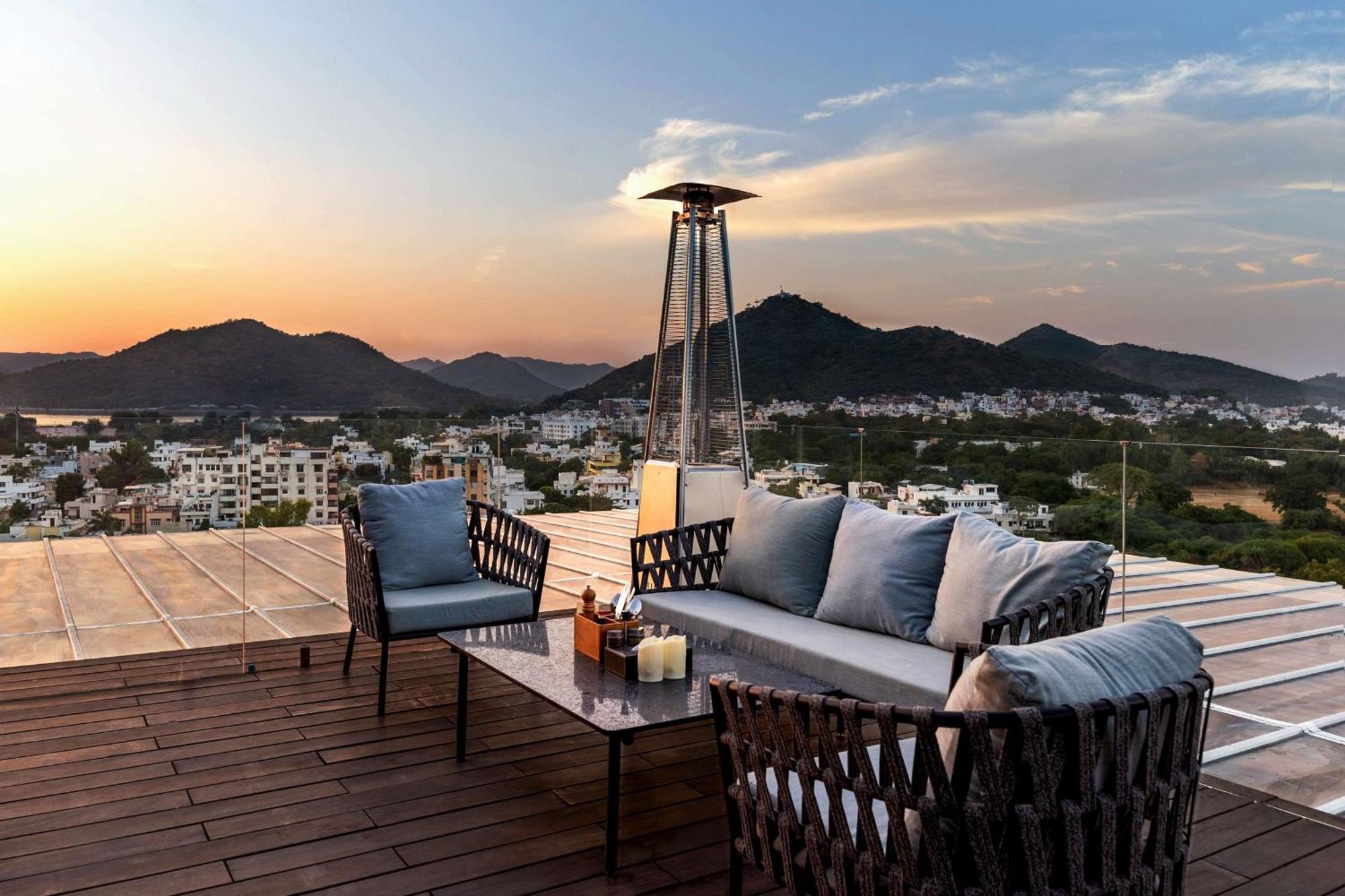Parallel Hotel Udaipur, A Member Of Radisson Individuals Екстериор снимка