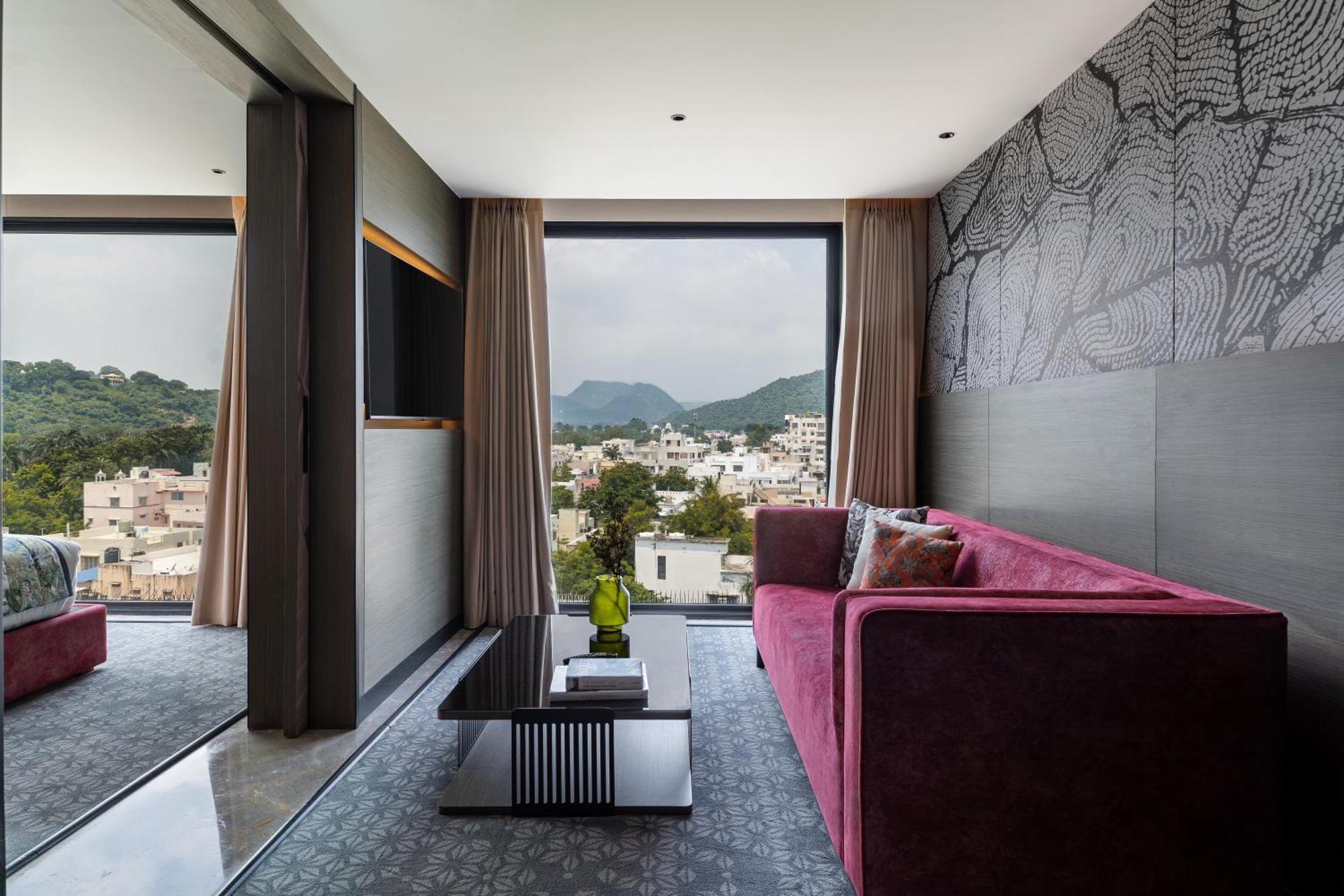 Parallel Hotel Udaipur, A Member Of Radisson Individuals Екстериор снимка